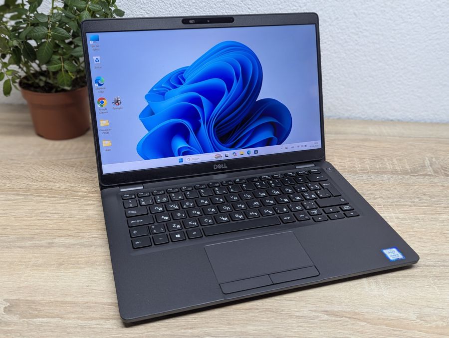 Ноутбук Б/В Dell Latitude 5300, Intel Core i5-8365U, DDR4 16 GB, SSD 256GB, 13" Full HD Сенсор [ProductHub SKU Dell536]