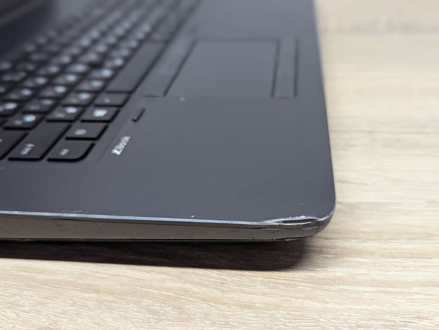 Ноутбук Б/В HP ZBook 17 G3, Intel Core i7-6820HQ, DDR4 32 GB, SSD 512GB + SSD 512GB, NVIDIA Quadro M3000M 4Gb, 17.3"
