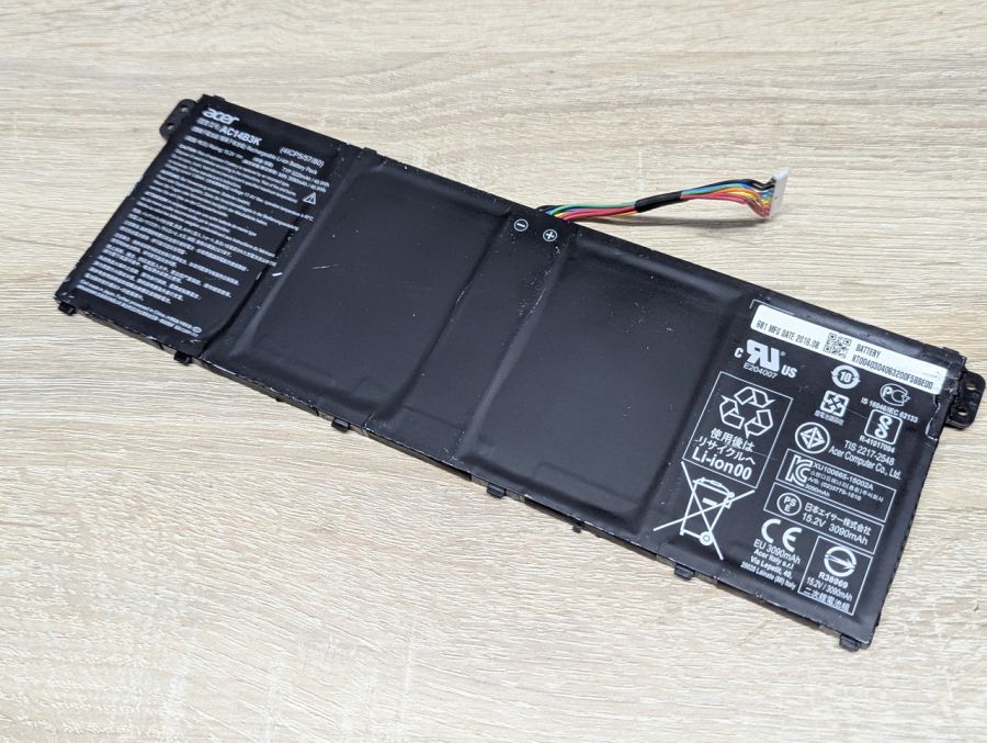 Б/В Акумуляторна батарея Acer AC14B3K
