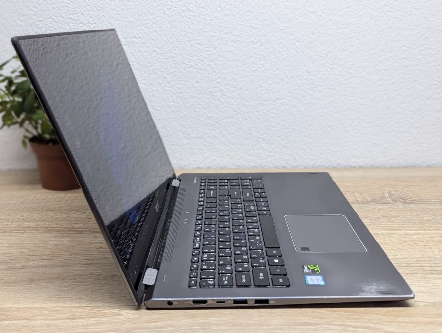 Ноутбук Б/В Acer Spin SP515-51GN, Intel Core i5-8250U, DDR4 8 GB, SSD 256GB + HDD 320GB, NVIDIA GeForce GTX 1050 4Gb, 15.6" Full HD