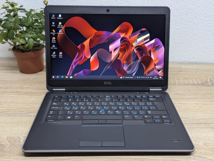 Ноутбук Б/В Dell Latitude E7440, Intel Core i7-4600U, DDR3 8 GB, SSD 128GB, 14" Full HD