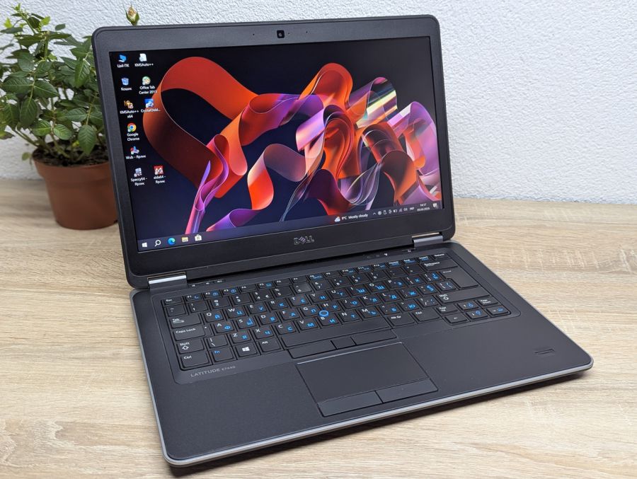 Ноутбук Б/В Dell Latitude E7440, Intel Core i7-4600U, DDR3 8 GB, SSD 128GB, 14" Full HD