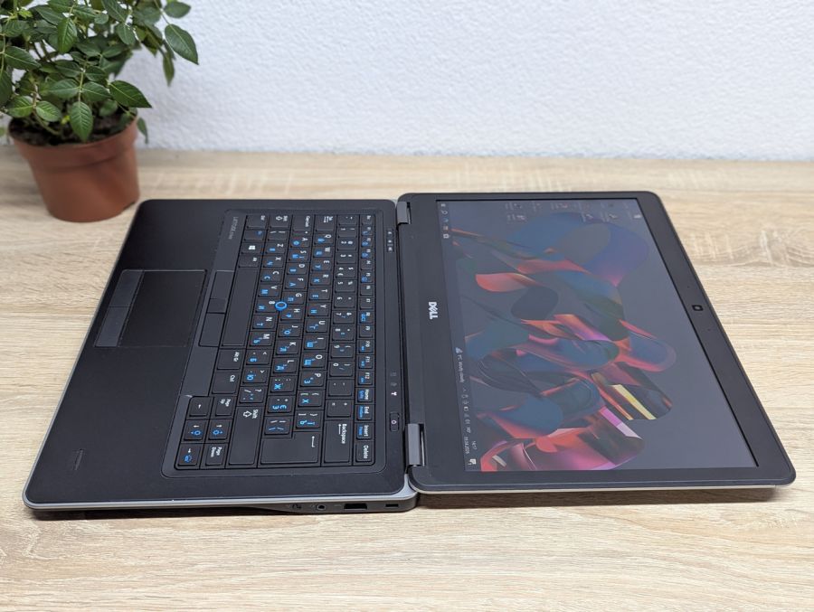 Ноутбук Б/В Dell Latitude E7440, Intel Core i7-4600U, DDR3 8 GB, SSD 128GB, 14" Full HD