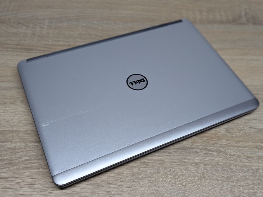 Ноутбук Б/В Dell Latitude E7440, Intel Core i7-4600U, DDR3 8 GB, SSD 128GB, 14" Full HD