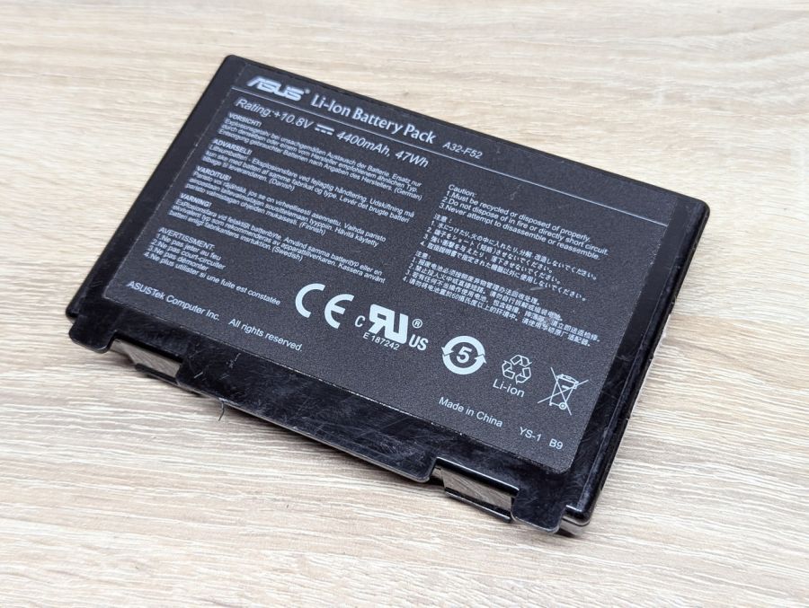 Б/В Оригінальна акумуляторна батарея Asus A32-F52