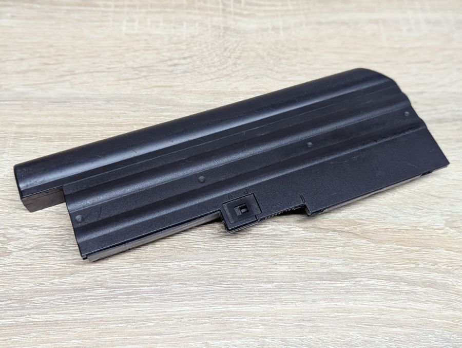 Б/В Оригінальна акумуляторна батарея Lenovo 42T4619,42T4511,92P1132