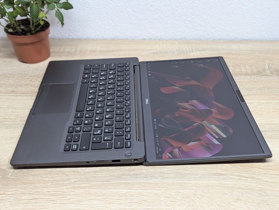Ноутбук Б/В Dell Latitude 7400, Intel Core i5-8665U, DDR4 16 GB, SSD 256GB, 14" Full HD