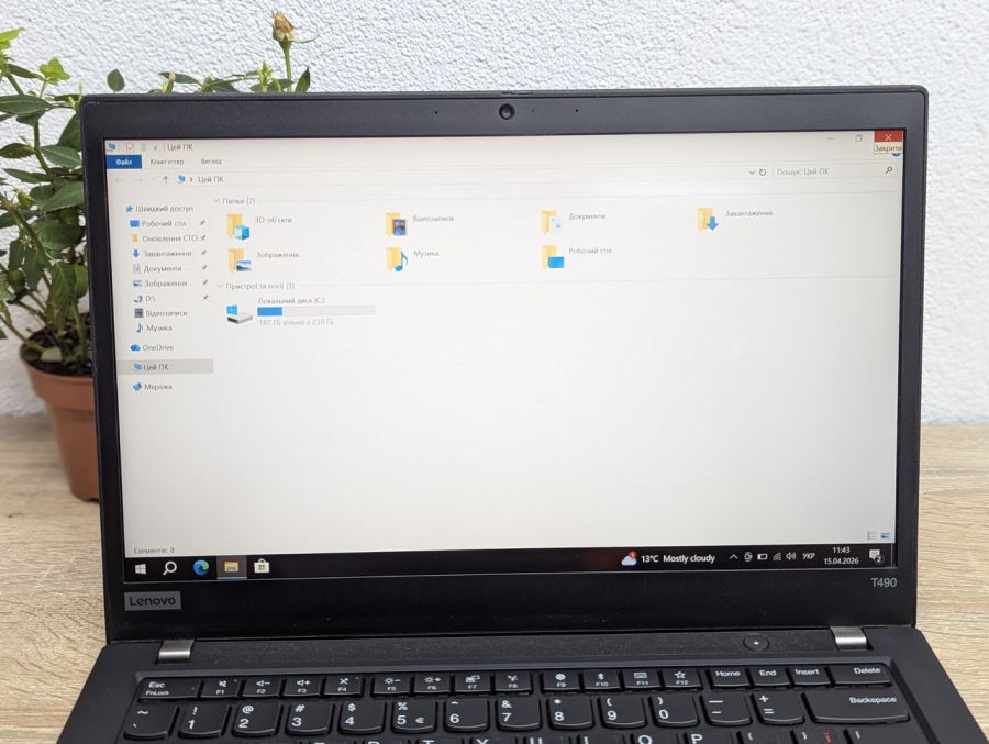 Ноутбук Б/В Lenovo ThinkPad T490, Intel Core i5-8265U, DDR4 8 GB, SSD 256GB, 14" Full HD