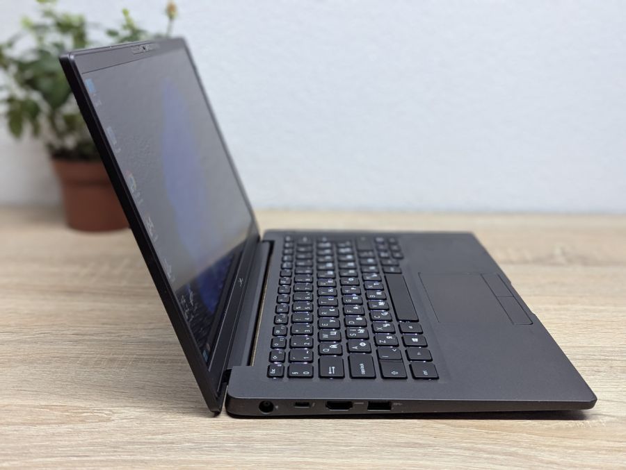Ноутбук Б/В Dell Latitude 7400, Intel Core i5-8665U, DDR4 16 GB, SSD 256GB, 14" Full HD