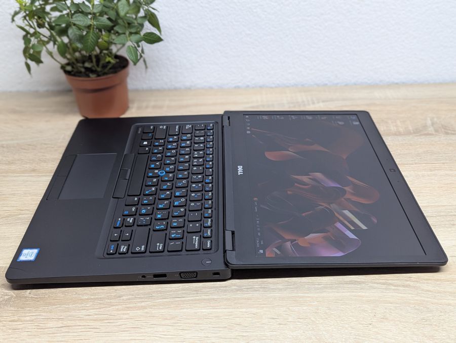 Ноутбук Б/В Dell Latitude 5480, Intel Core i5-6440HQ, DDR4 8 GB, SSD 128GB, 14" Full HD