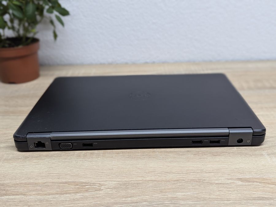 Ноутбук Б/В Dell Latitude E5450, Intel Core i5-5200U, DDR3 8 GB, SSD 128GB, 14" HD
