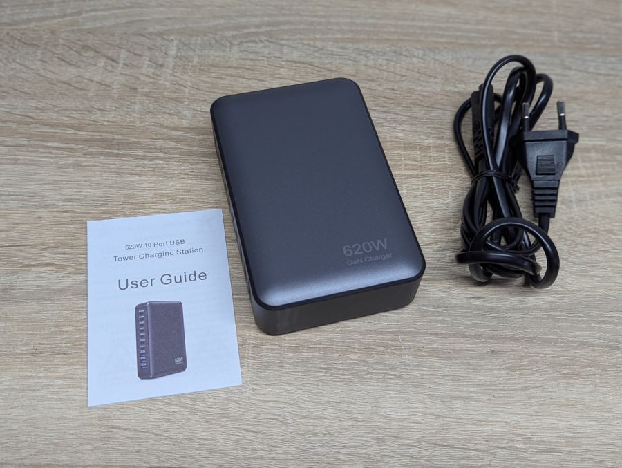 Новий Зарядна станція GaN 620 Вт USB-C та USB-A