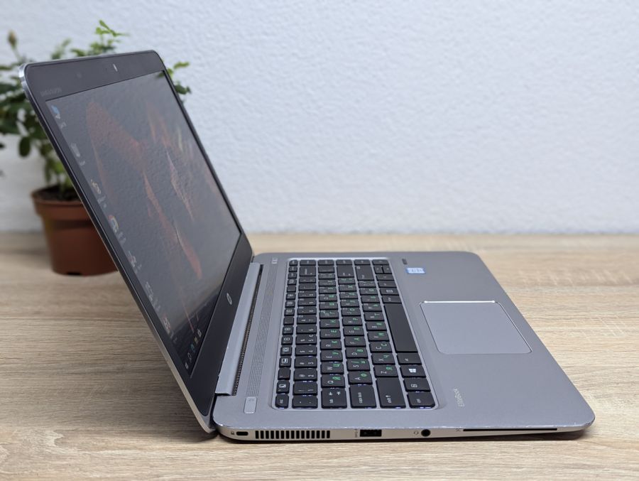 Ноутбук Б/В HP Folio EliteBook 1040 G3, Intel Core i5-6200U, DDR4 8 GB, SSD 256GB, 14" Full HD