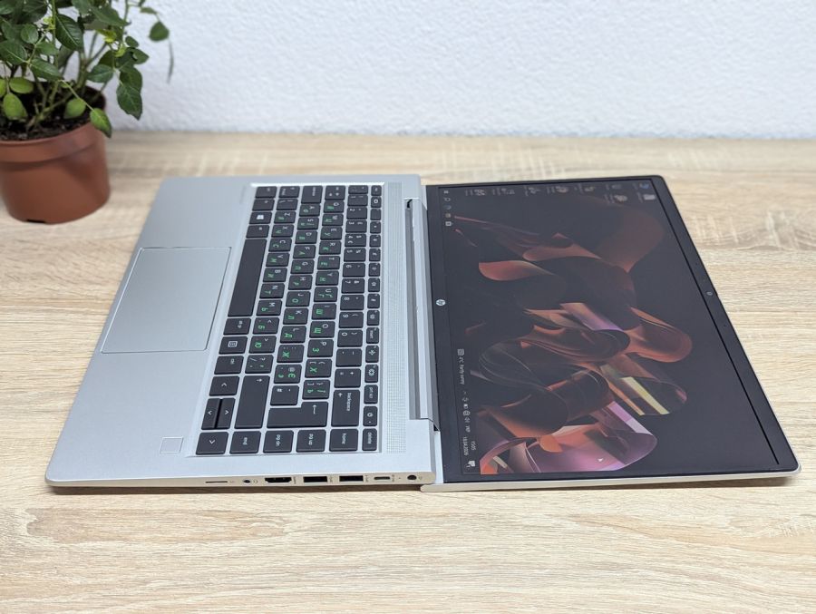 Ноутбук Б/В HP ProBook 445 G8, AMD Ryzen 5 5600U, DDR4 16 GB, SSD 256GB, AMD Radeon Graphics, 14" Full HD