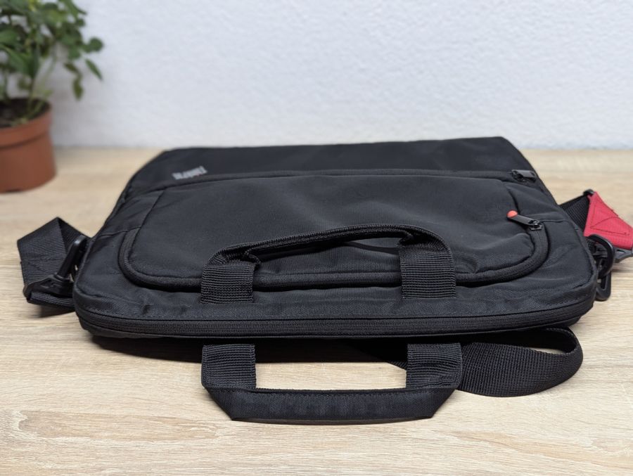 Б/В Cумка для ноутбука Lenovo ThinkPad Essential Topload Case