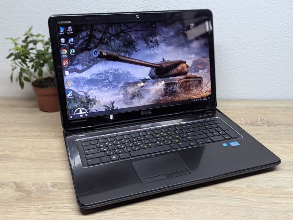 Ноутбук Б/В Dell Inspiron N7110, Intel Core i7-2670QM, DDR3 8 GB, SSD 1 TB, NVIDIA GeForce GT 525M 2Gb, 17.3"