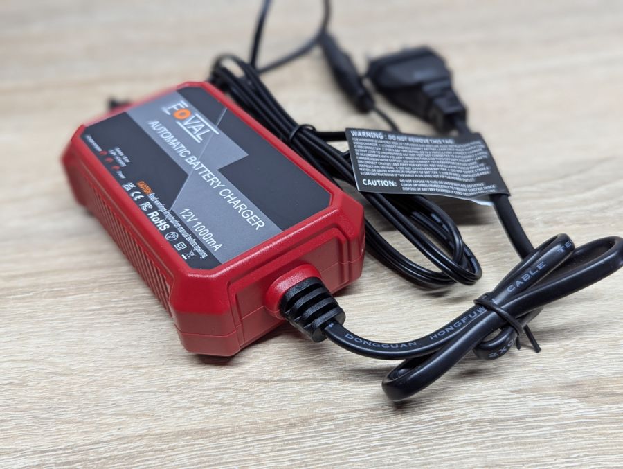 Новий Зарядний пристрій Foval Automatic Trickle Battery Charger 12V 1000mA