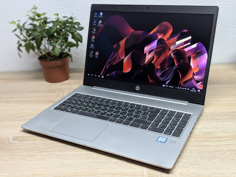 Ноутбук Б/В HP ProBook 450 G6, Intel Core i5-8265U, DDR4 16 GB, SSD 256GB, 15.6" UHD