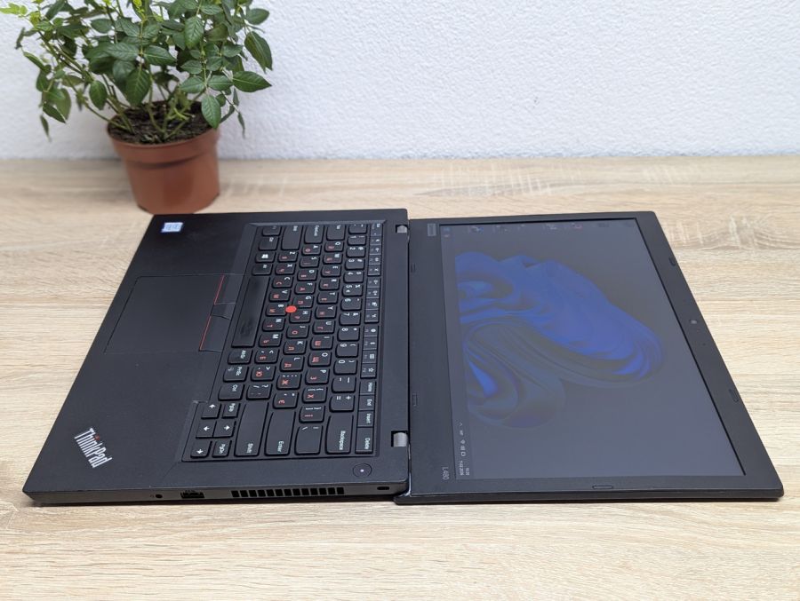 Ноутбук Б/В Lenovo ThinkPad L480, Intel Core i5-8250U, DDR4 8 GB, SSD 256GB, 14" UHD