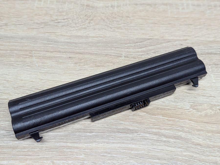 Б/В Акумуляторна батарея LG LB52113D