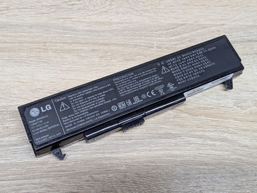 Б/В Акумуляторна батарея LG LB52113D