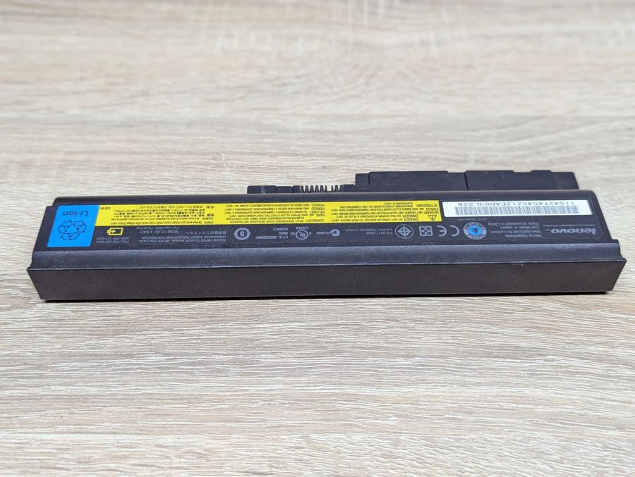 Б/В Оригінальна акумуляторна батарея Lenovo 42T4544,42T4545