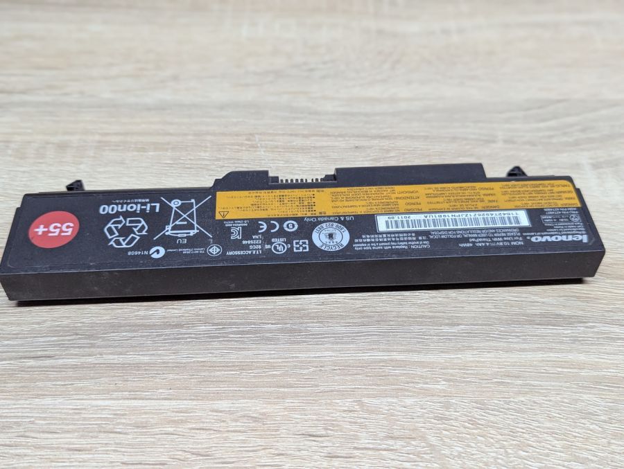 Б/В Оригінальна акумуляторна батарея Lenovo 42T4927,42T4926