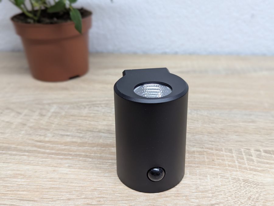 Новий Cвітлодіодний світильник з датчиком руху [ProductHub SKU HVHJ(11)]