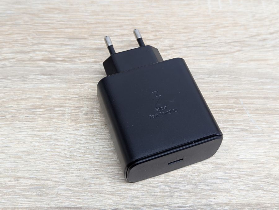 Новий Мережевий зарядний пристрій EP-TA845 USB Type-C 45 Вт [ProductHub SKU TA845(11)]