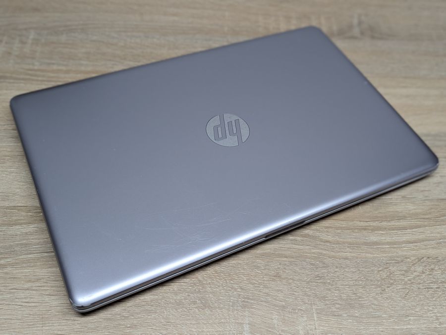 Ноутбук Б/В HP Notebook 250 G7, Intel Core i3-7020U, DDR4 8 GB, SSD 128GB, 15.6" Full HD