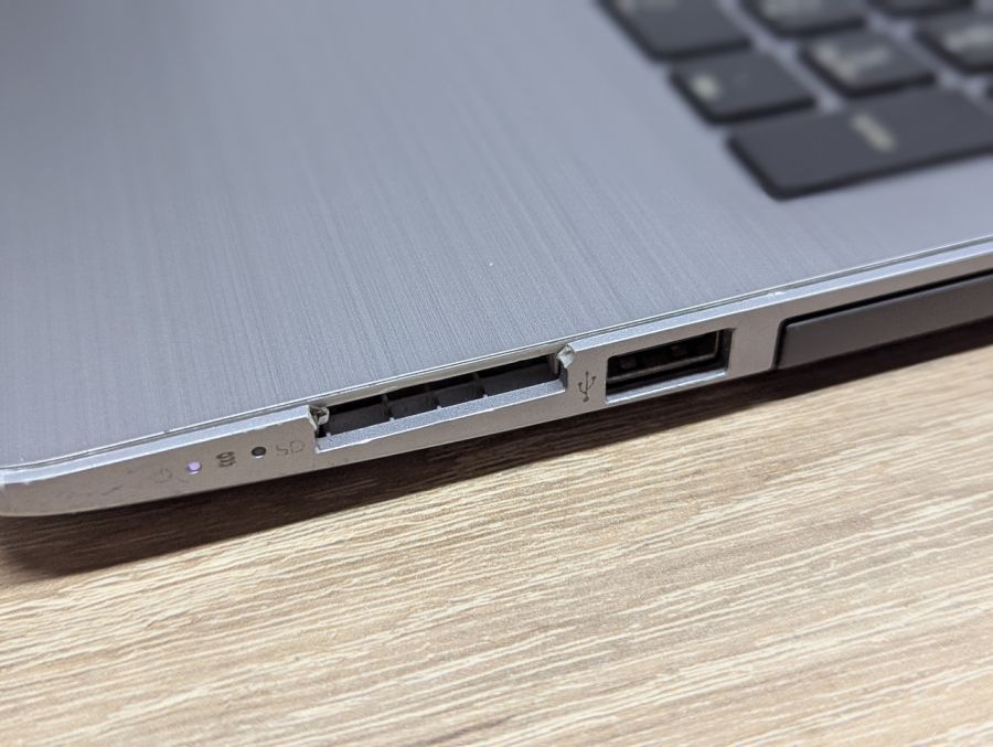Ноутбук Б/В HP Notebook 255 G7, AMD Ryzen 3 3200U, DDR4 8 GB, SSD 128GB, AMD Radeon Vega, 15.6" Full HD [ProductHub SKU HP863]