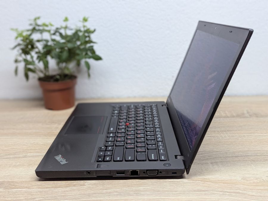 Ноутбук Б/В Lenovo T440, Intel Core i5-4210U, DDR3 8 GB, SSD 256GB, 14" HD