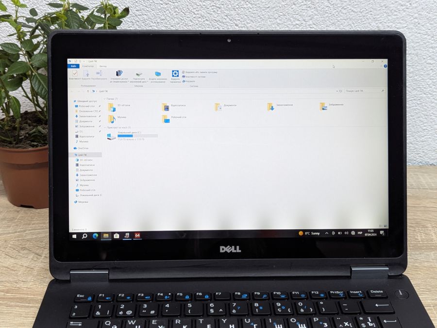 Ноутбук Б/В Dell Latitude E7270, Intel Core i5-6300U, DDR4 8 GB, SSD 128GB, 12" Full HD Сенсор