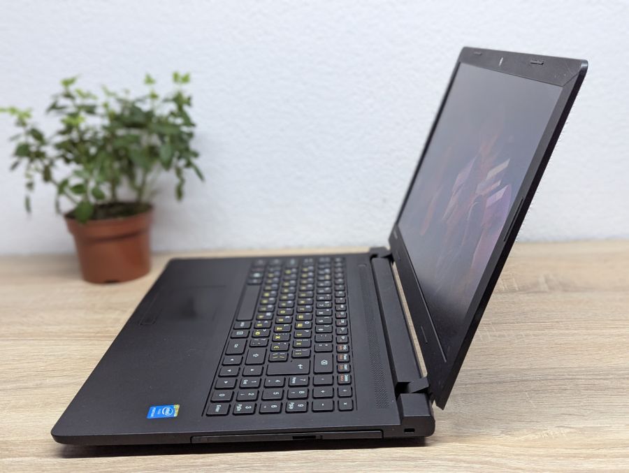 Ноутбук Б/В Lenovo deapad 100-15IBY, Intel Pentium N3540, DDR3 8 GB, SSD 128GB, 15.6" HD