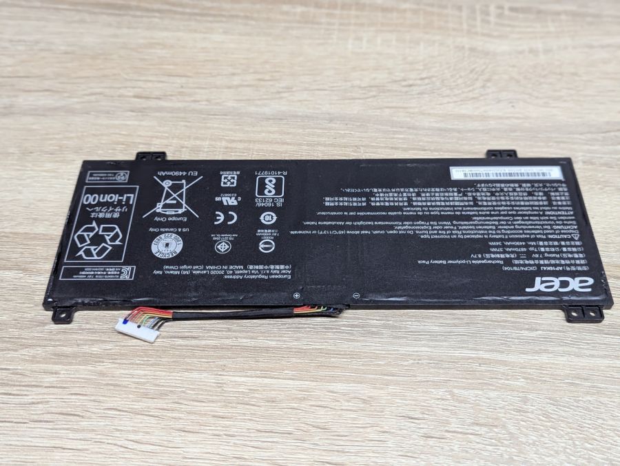 Б/В Оригінальна акумуляторна батарея Acer AP16K4J