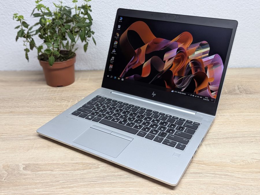 Ноутбук Б/В HP EliteBook 735 G6, AMD Ryzen 3 Pro Mobile 2300U, DDR4 16 GB, SSD 256GB, AMD Radeon Vega, 13" Full HD [ProductHub SKU HP864]