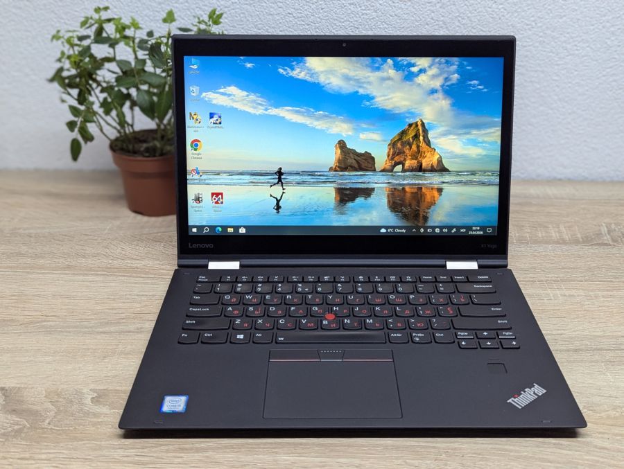 Ноутбук Б/В Lenovo X1 Yoga, Intel Core i5-7200U, DDR3, SSD 256GB, 14" Full HD Сенсор [ProductHub SKU L570]