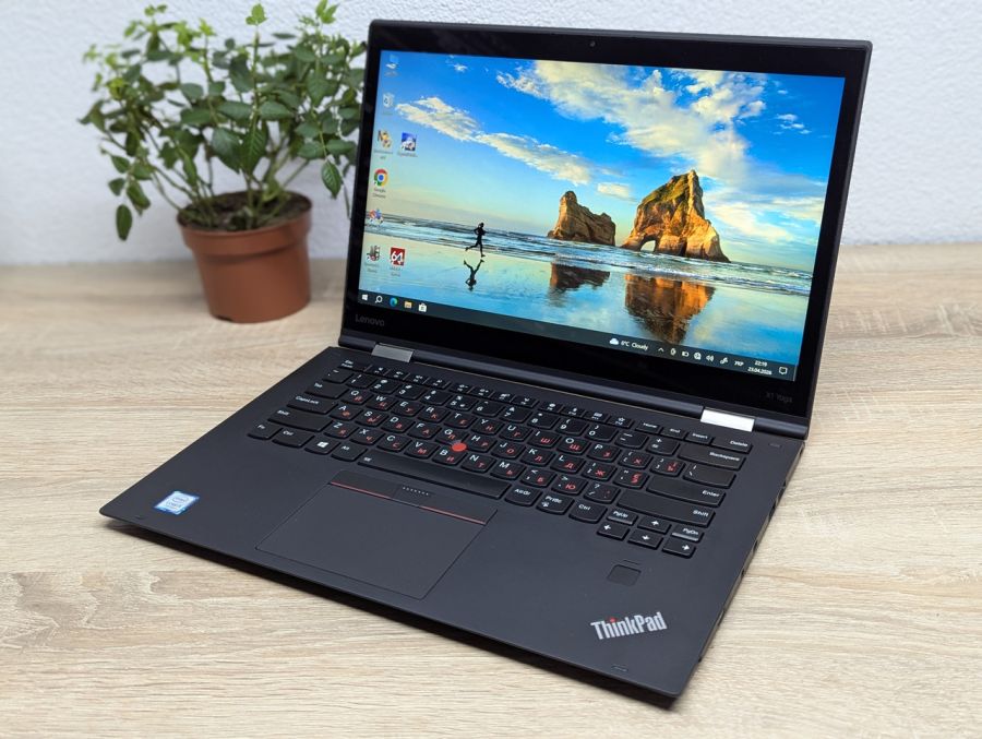 Ноутбук Б/В Lenovo X1 Yoga, Intel Core i5-7200U, DDR3, SSD 256GB, 14" Full HD Сенсор [ProductHub SKU L570]