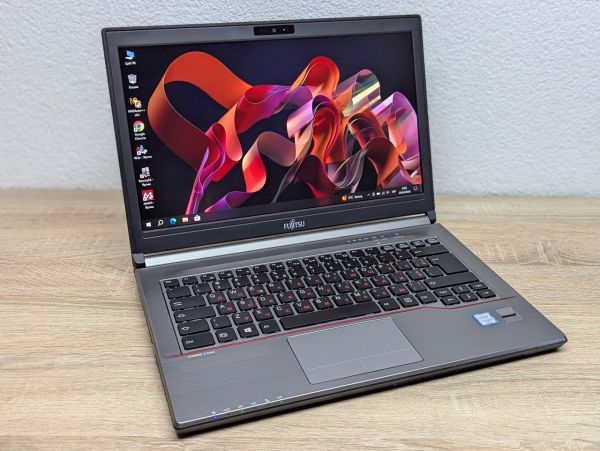 Ноутбук Б/В Fujitsu LifeBook E746, Intel Core i5-6200U, DDR4 8 GB, SSD 128GB, 14" Full HD [ProductHub SKU F252]