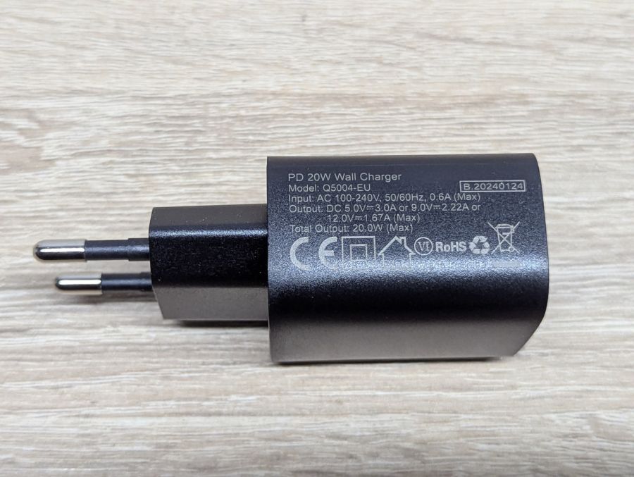 Новий Блок живлення Choetech 20 В Q5004-EU