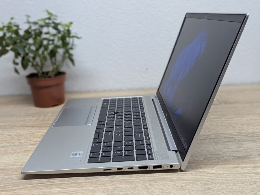 Ноутбук Б/В HP EliteBook 850 G7, Intel Core i5-10310U, DDR3 16 GB, SSD 256GB, 15.6" Full HD
