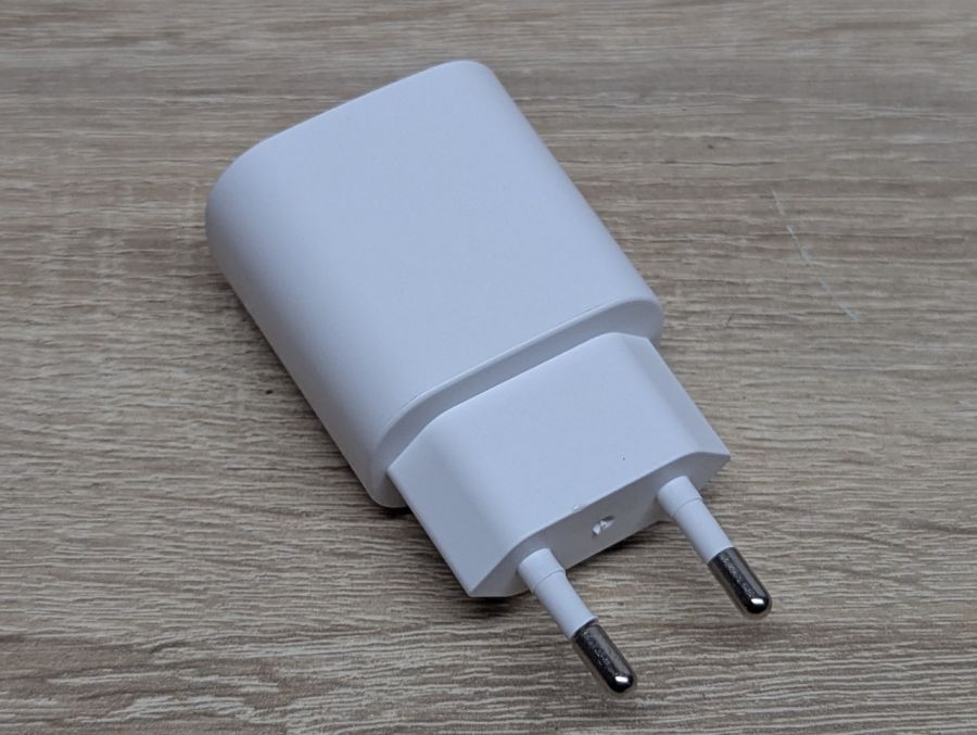 Новий Мережевий зарядний пристрій EP-TA800 25 Вт USB-C