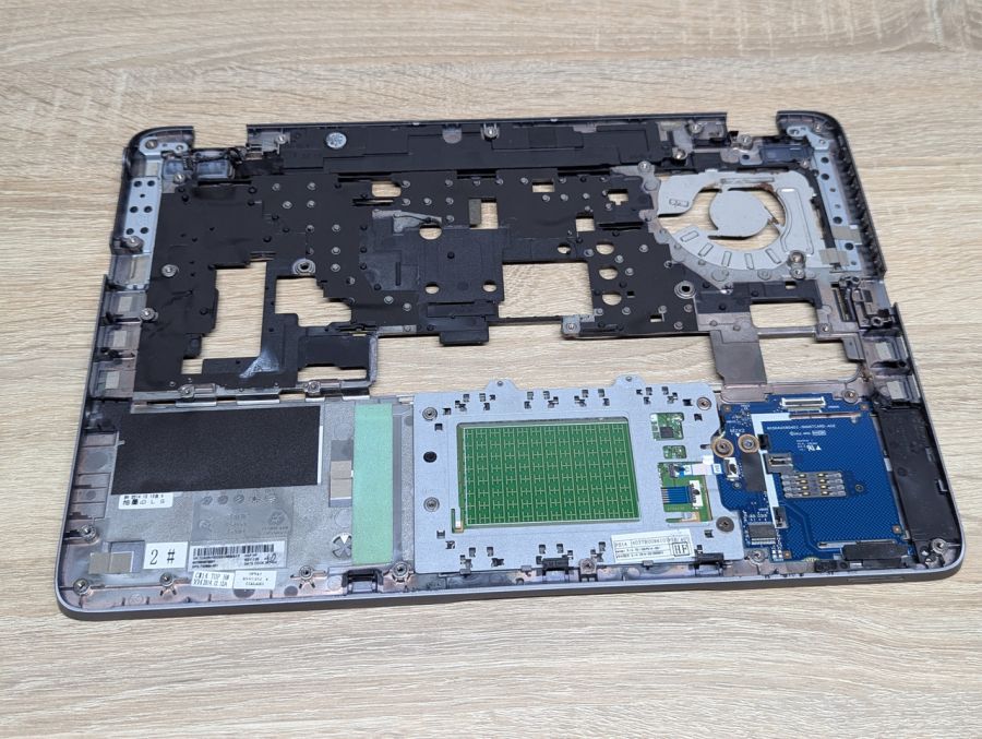 Б/В Патмрест для ноутбука HP EliteBook 840 G1,730964-001