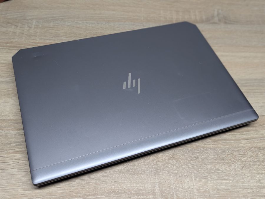 Ноутбук Б/В HP ZBook 15 G5, Intel Core i7-8850H, DDR4, SSD 128GB Гб + SSD 500GB, NVIDIA Quadro P1000, 15.6" Full HD