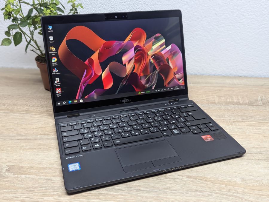 Ноутбук Б/В Fujitsu LifeBook U939X, Intel Core i5-8265U, DDR4 16 GB, SSD 256GB, 13" Full HD Сенсор