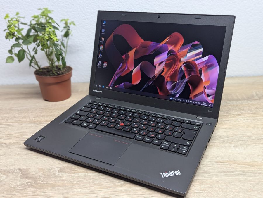Ноутбук Б/В Lenovo ThinkPad T440, Intel Core i5-4300U, DDR3 8 GB, SSD 128GB, 14" HD