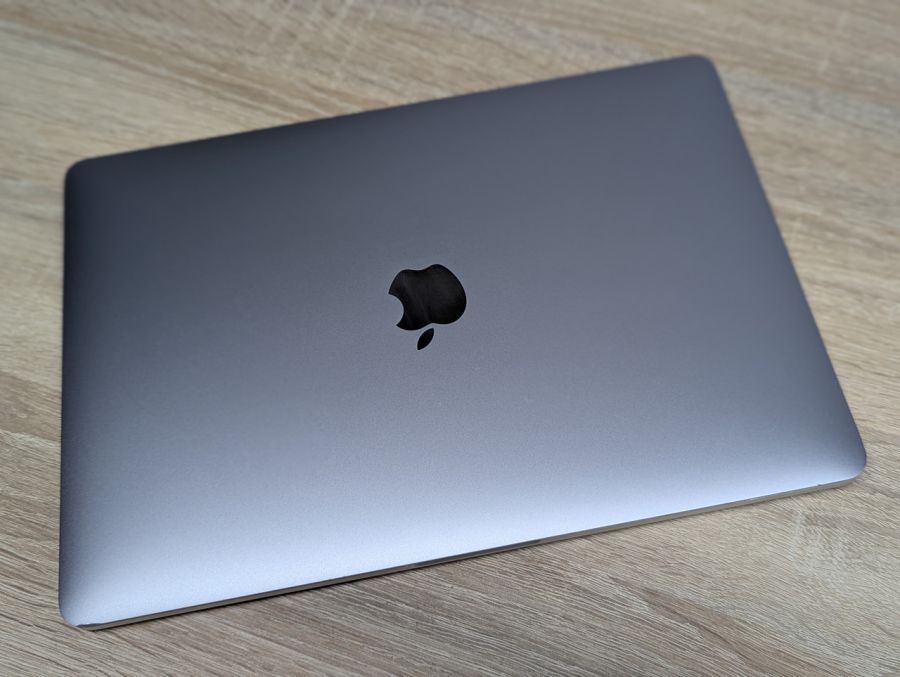 Ноутбук Б/В Apple MacBook Pro 13 2020 A2289, Intel Core i5-8257U, LPDDR3, SSD 256GB, 13"