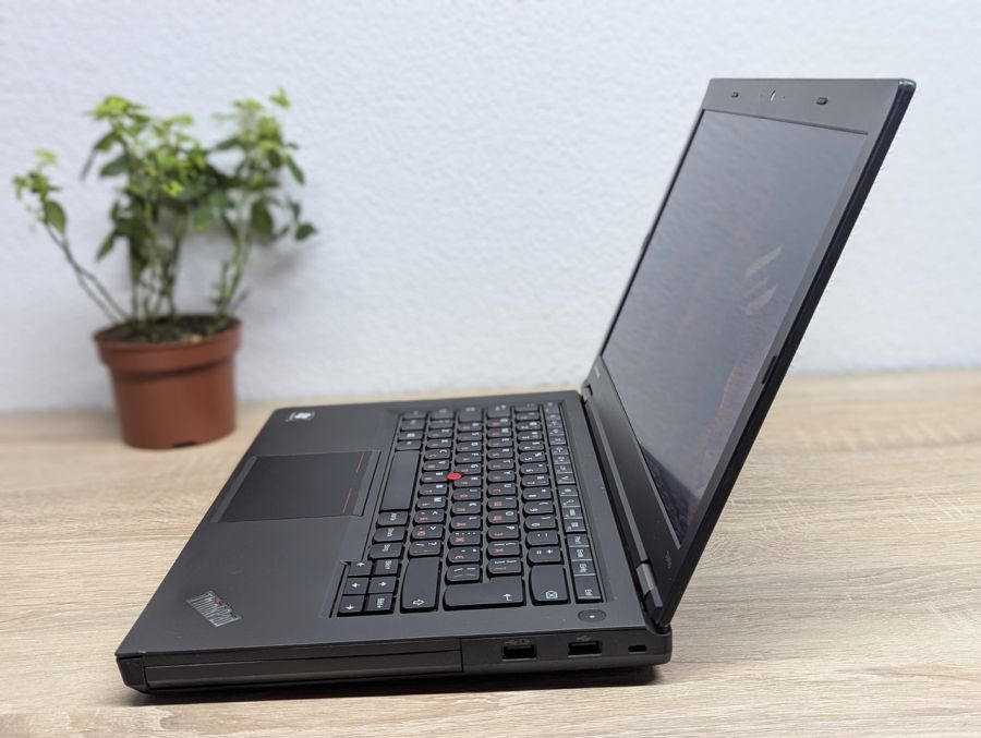 Ноутбук Б/В Lenovo T440P, Intel Core i5-4300M, DDR3 8 GB, SSD 128GB, 14" HD