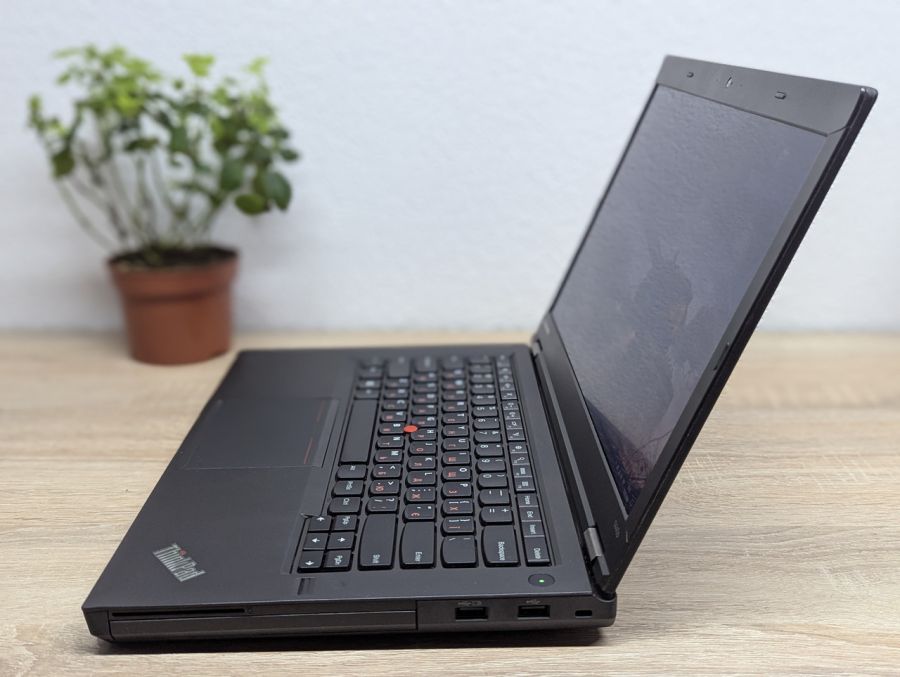 Ноутбук Б/В Lenovo T440P, Intel Core i5-4300M, DDR3 8 GB, SSD 128GB, 14" HD
