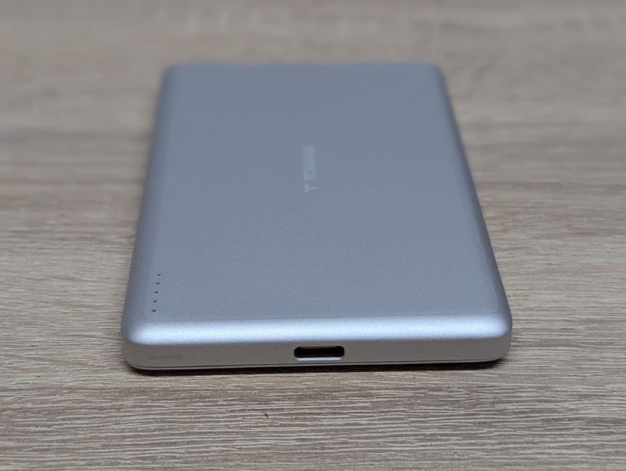 Новий Павербанк магнітний Torras MiniMag 5000 mAh 18W